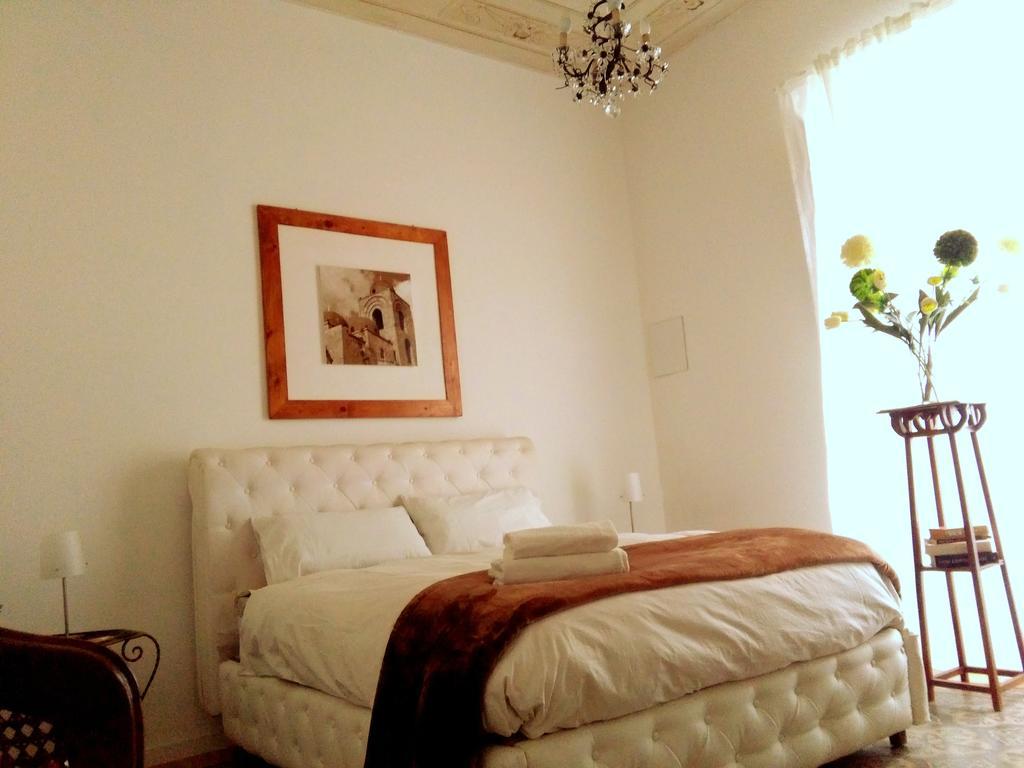 Aragona Rooms Palermo Ngoại thất bức ảnh